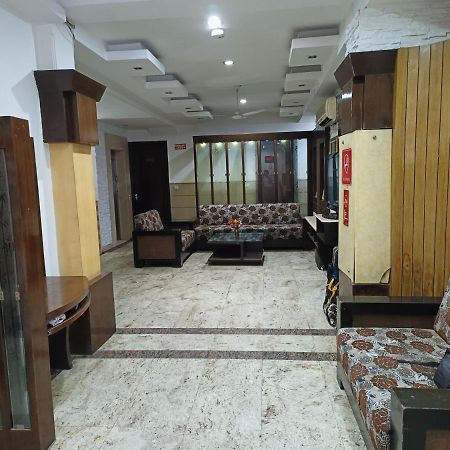 فندق تي جيه إس رويال دلهي المظهر الخارجي الصورة